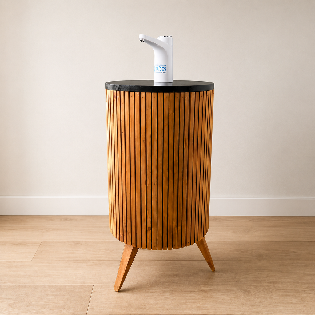 Mueble Raíces / base café y tapa negra